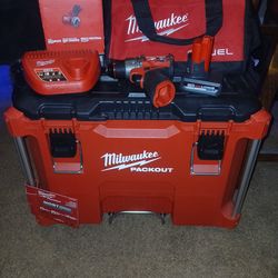 Milwaukee m12 and pack out tool box