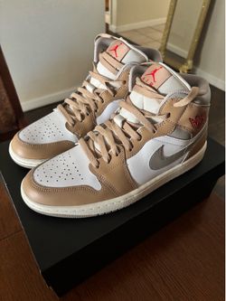 Jordan 1s AJ mid men’s size 9.5
