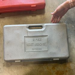 21 Piece Socket Wrench Set 19-50mm