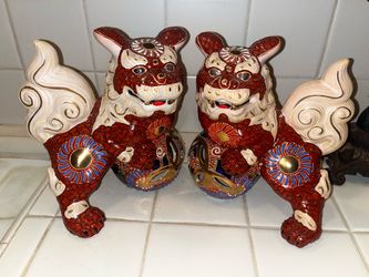 BROKEN Porcelain Asian Foo Dogs