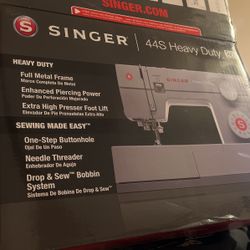 Singer 44s Heavy Duty