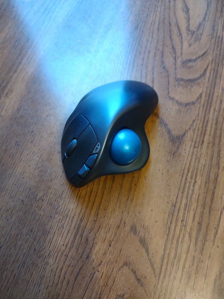 M570 Logitech Wireless Trackball