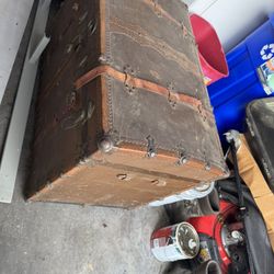 Vintage Trunk
