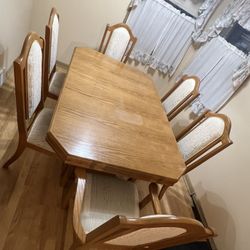 Dining Table & Hutch