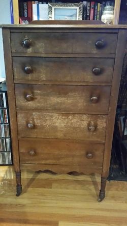 Vintage Wooden Bureau 5 drawers Wood knobs, Turned Legs on Wheels