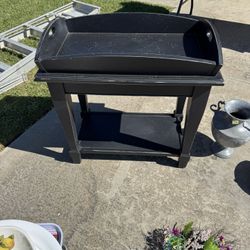 Serving End table 