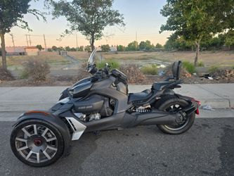 Can Am Ryker 900 ralley edition
