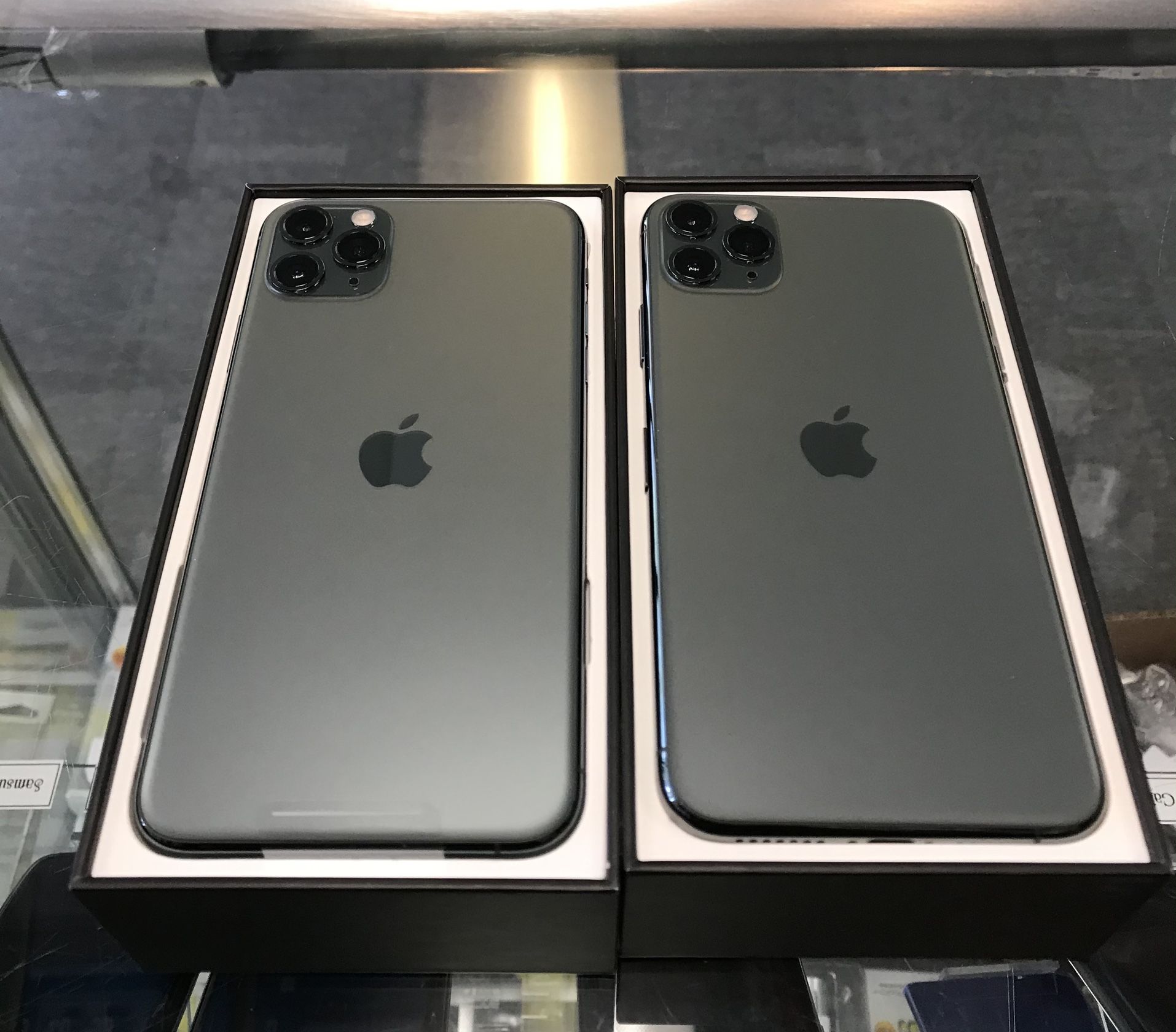 iPhone 11 Pro Max 256gb Unlocked $499 Each
