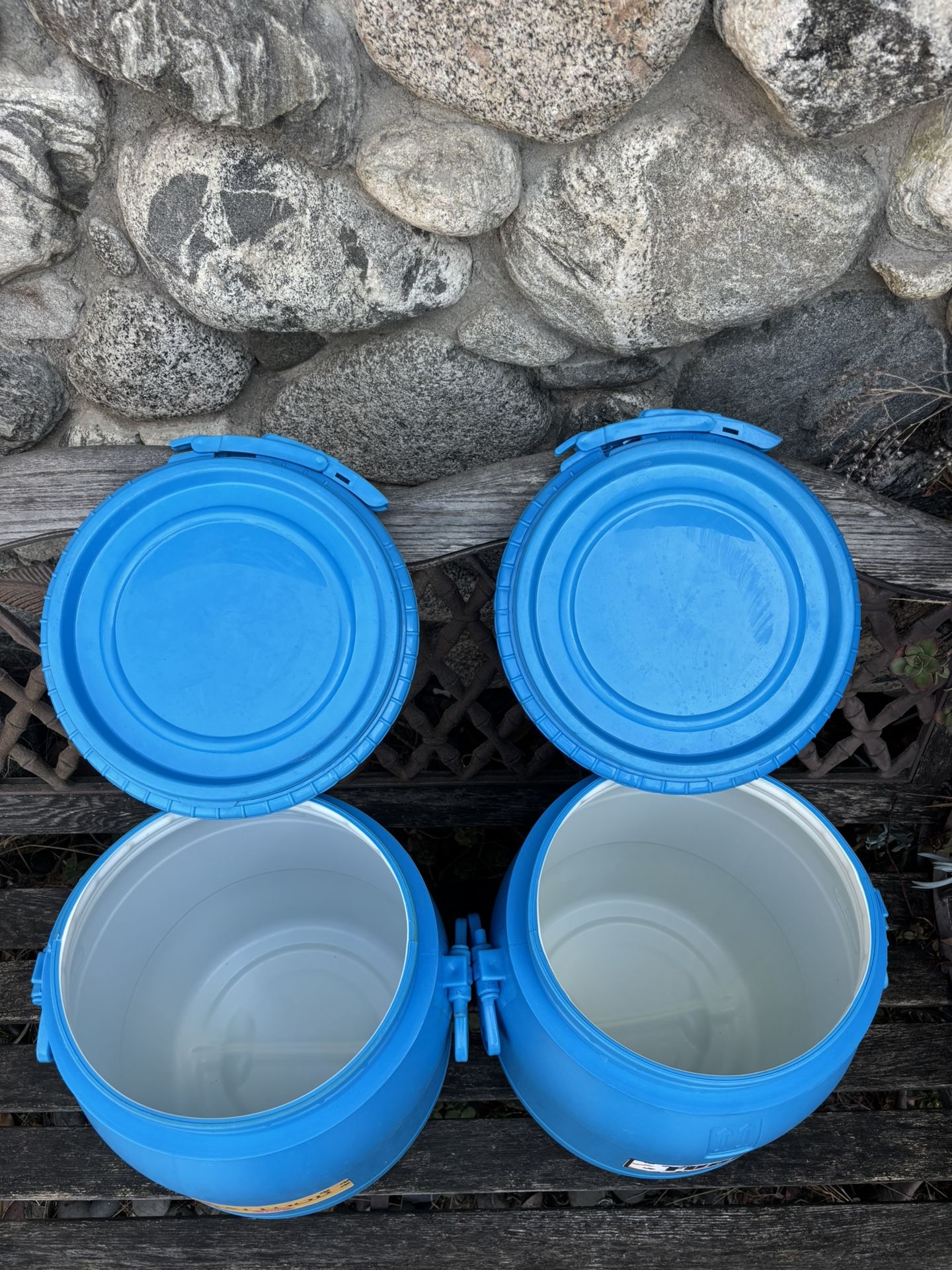 Live Bait Fishing π£ Container