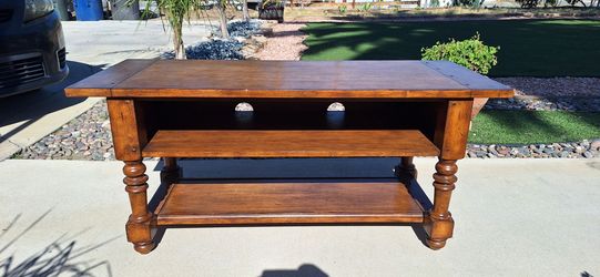 Barnhouse  tv Entertainment Center