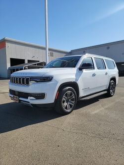 2024 Jeep Wagoneer L