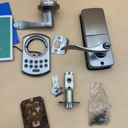 Residential Grade Lever Lock Satin Nickel 550L-626