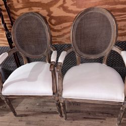 Sillas estilo Queen Anne. 