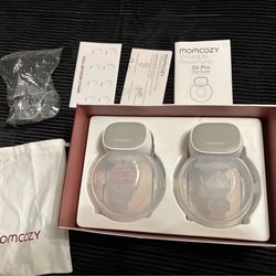 Momcozy wearable pump