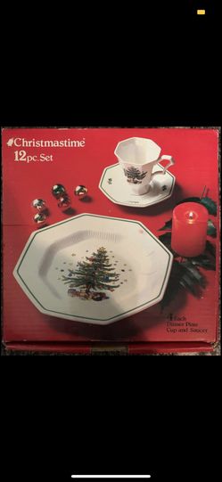Vintage Nikko Christmas time Dishes 12 Piece Set