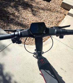 Segway ZT3 Pro Electric Scooter [NO TRADES] - Only 45 Miles, Like New - Charger Included