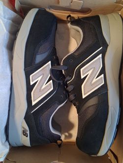 New Balance work shoes size 9.5 steel toe