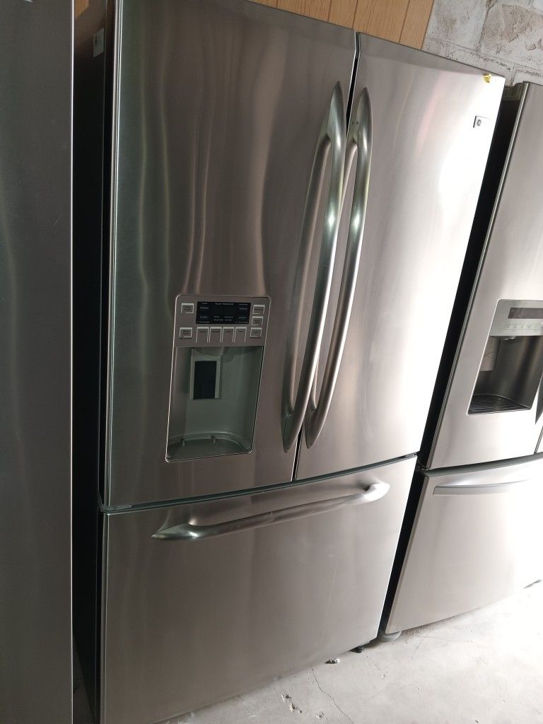 G/E Counter Depth Refrigerator Stainless Steel Works Good 📌Ice Maker No Work📌