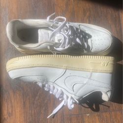 Nike Air Force 1 Low ’07 (White / White).