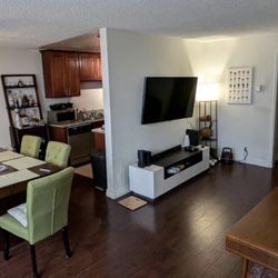 Vintage/Retro Santa Monica Kitchen Table & 6 Chairs - Big time Boho Vibes