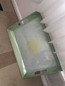 Green table tray