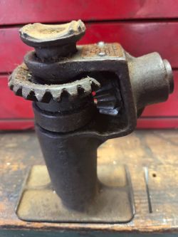 Vintage VTG Walker B323 515 Series A