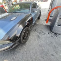 2005 Ford Mustang