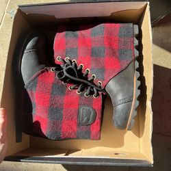 Sorel on sale pdx plaid