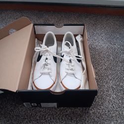 Nike Court Legecys 