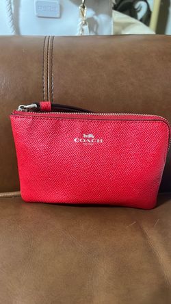 Coach Cross Grain Leather Zip Wristlet Wallet RED Excellent condition