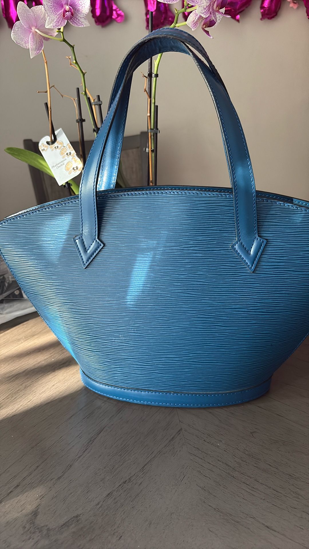 Louis Vuitton. Epi Leather Saint Jacques Vintage