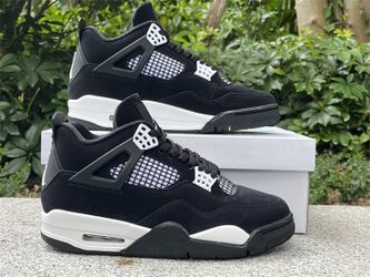 Air Jordan 4 “White Thunder”