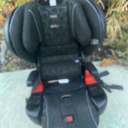 BRITAX PINNACLE CLICK TIGHT (G1.1) US MOSAIC Booster Car Seat  $230 OBO 