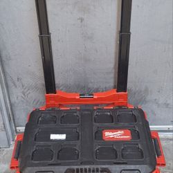 MILWAUKEE PACKOUT ROLLING TOOLBOX 
