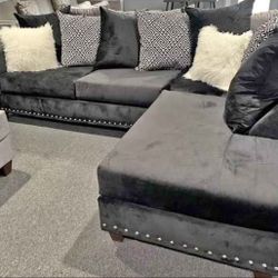 Black Velvet Sectional. Brand New. 