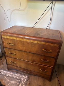 Vintage Art Deco 3-Drawer Wood Dresser
