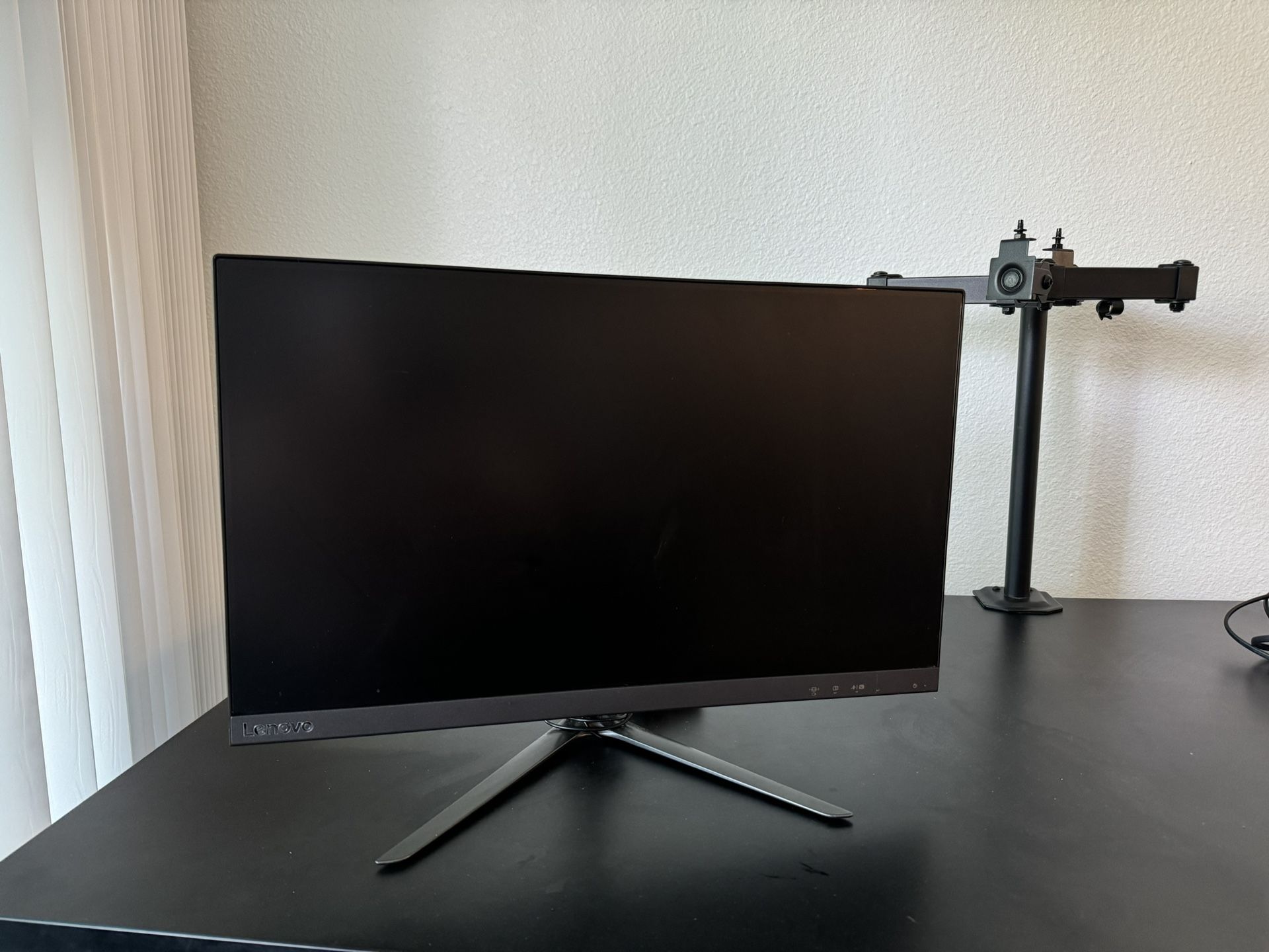 Lenovo LCD 23” LED Backlight Monitor