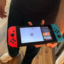 Nintendo Switch 