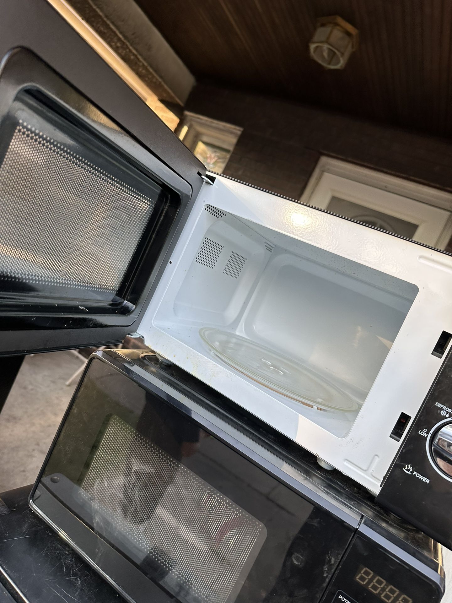 Microwave