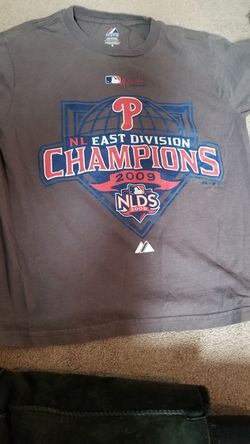 Boys med. phillies tshirt