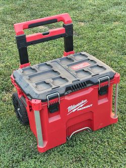 Milwaukee Rolling Packout. Brand New