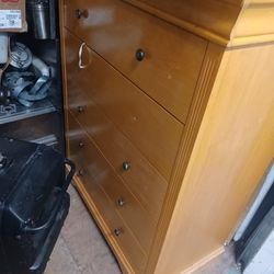 Dresser    Cleaning Storage 