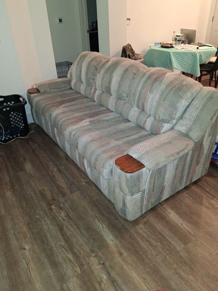 Sofa3 People Clean Free Good Condition