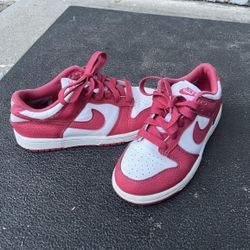 Girls Pink Nike Dunks