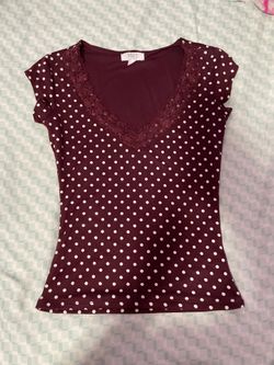 Purple/White Top with lace along neck