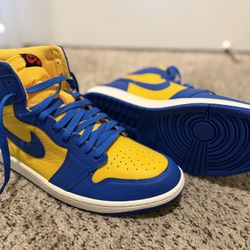 Air Jordan 1 (AJ1) Nike Sneakers