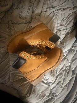 Timberland boots SIZE 10,5