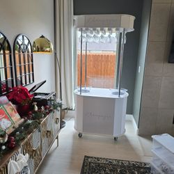 event decor champagne cart