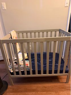 Dream on 4 in 1 mini crib