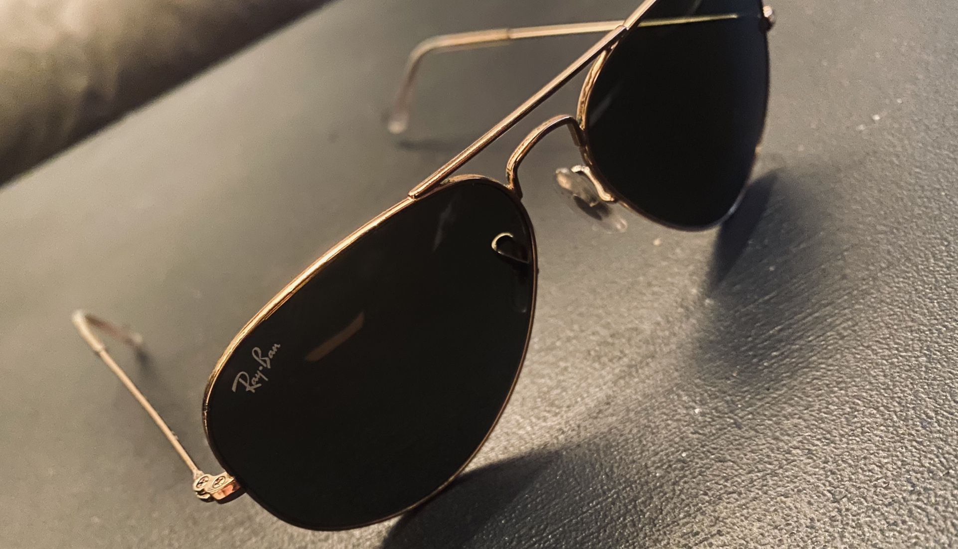 Ray Ban Classic Aviator Sunglasses - RB3025